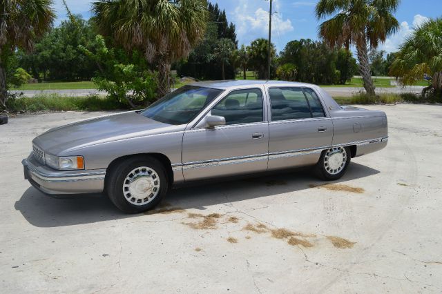 Cadillac Deville 1996 photo 3