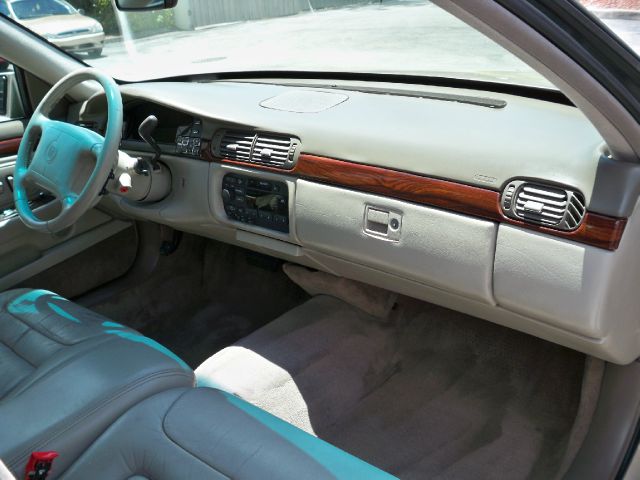 Cadillac Deville 1997 photo 15