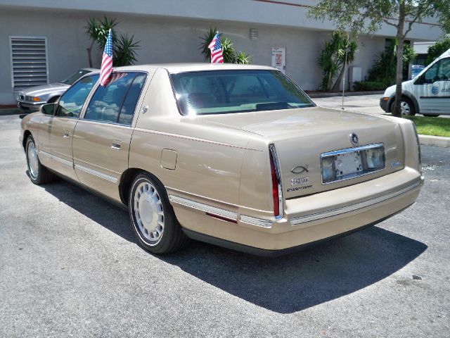 Cadillac Deville 1997 photo 17