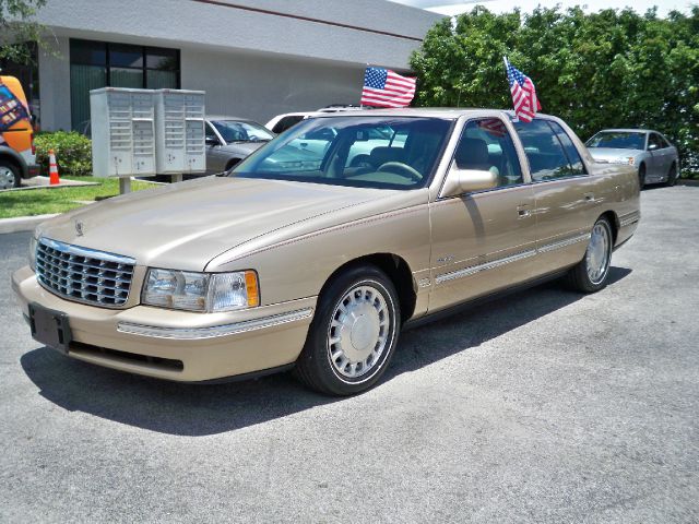 Cadillac Deville 1997 photo 4