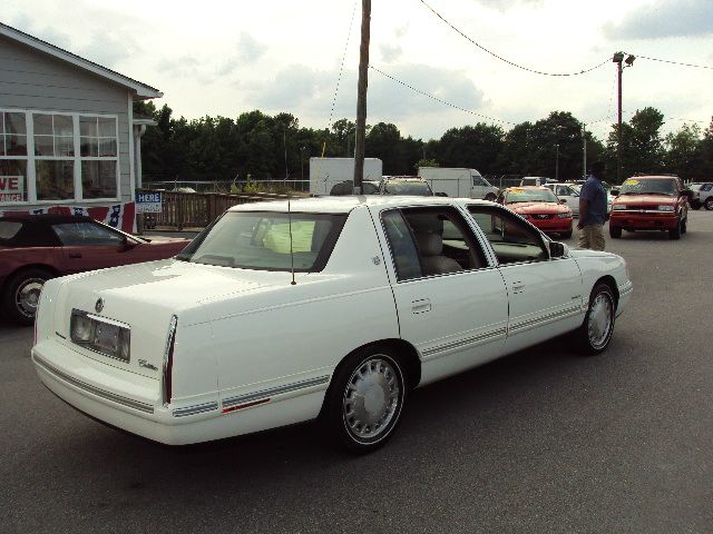 Cadillac Deville 1997 photo 2