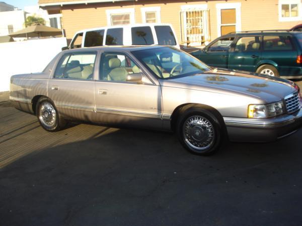 Cadillac Deville 1997 photo 2