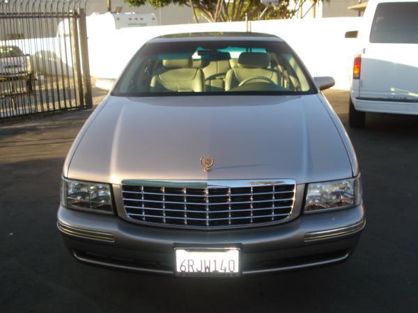 Cadillac Deville 1997 photo 3