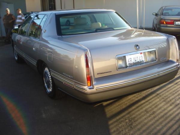 Cadillac Deville 1997 photo 4