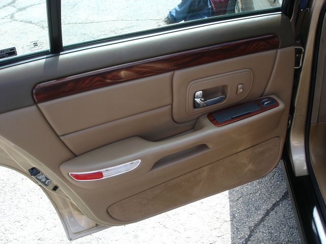 Cadillac Deville 1998 photo 2