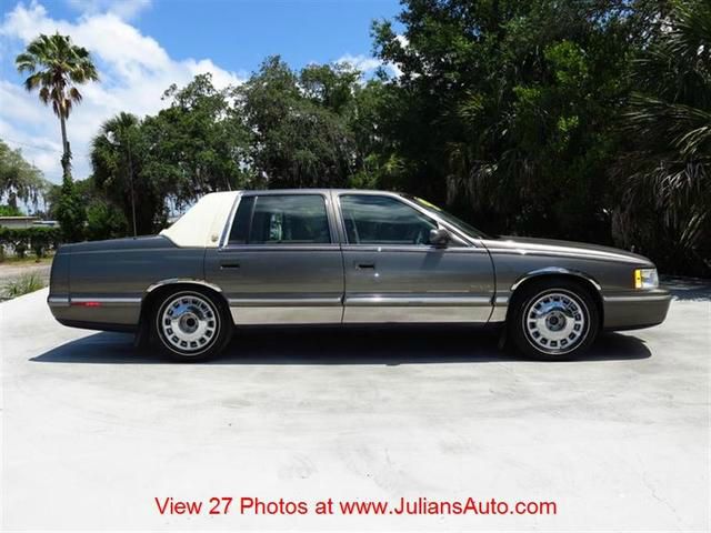 Cadillac Deville 1998 photo 14