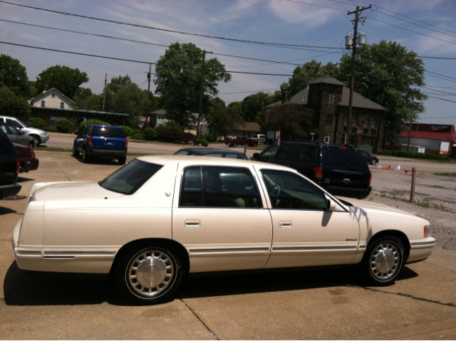 Cadillac Deville 1998 photo 17