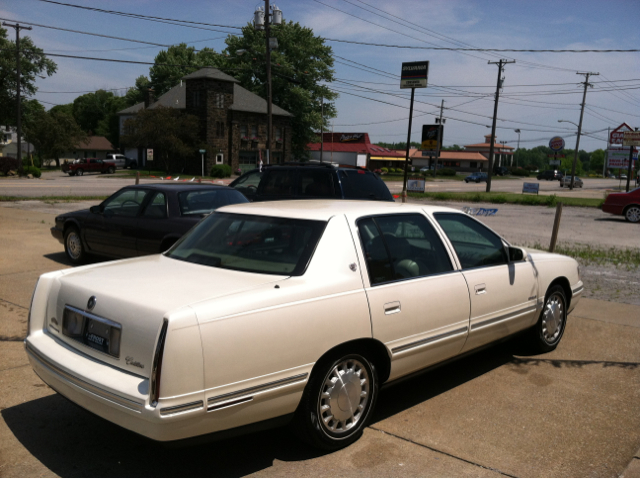 Cadillac Deville 1998 photo 18