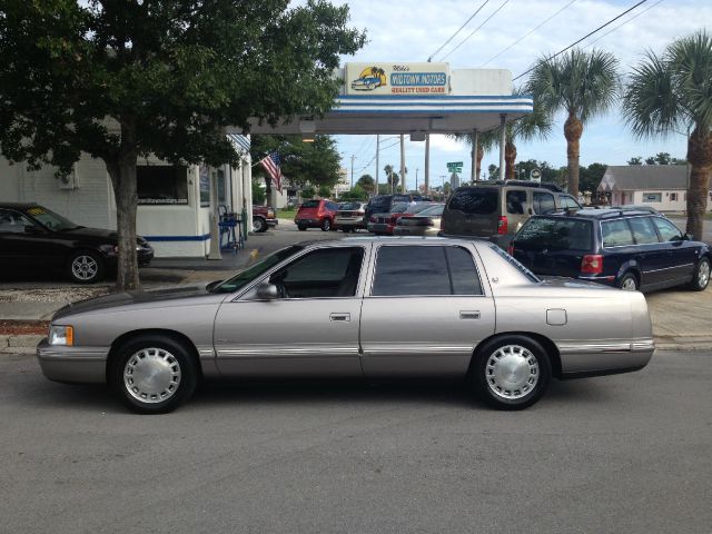 Cadillac Deville 1998 photo 1