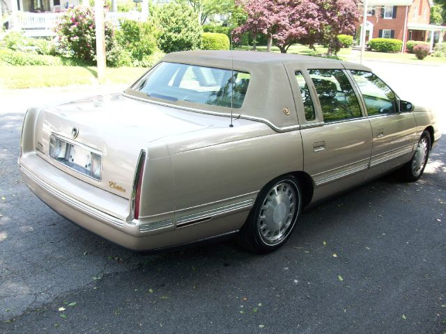 Cadillac Deville 1998 photo 17