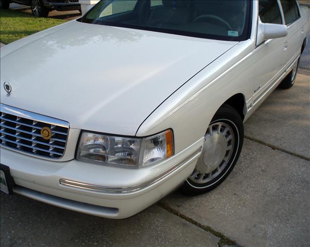 Cadillac Deville 1998 photo 2