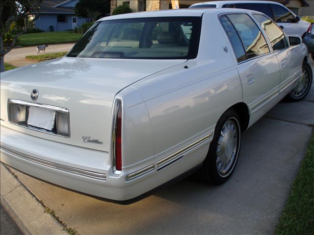 Cadillac Deville Unknown Sedan