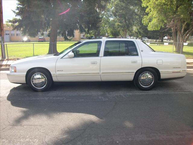 Cadillac Deville Unknown Sedan