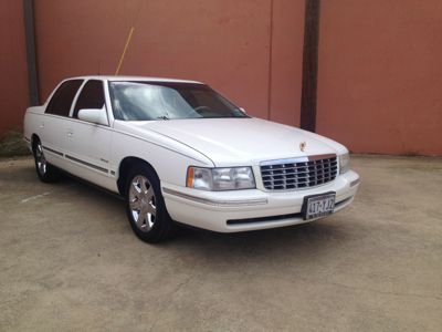 Cadillac Deville 1999 photo 19