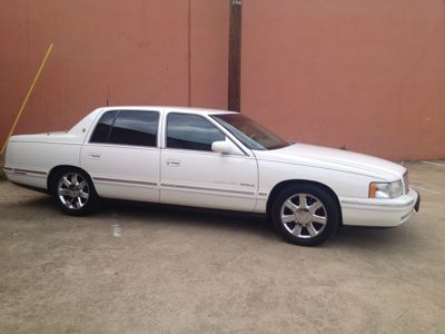 Cadillac Deville 1999 photo 20