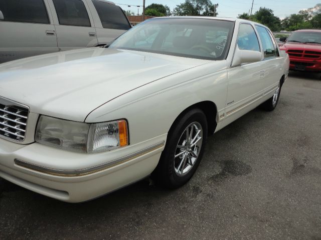 Cadillac Deville 1999 photo 1