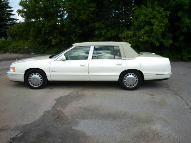 Cadillac Deville 1999 photo 4