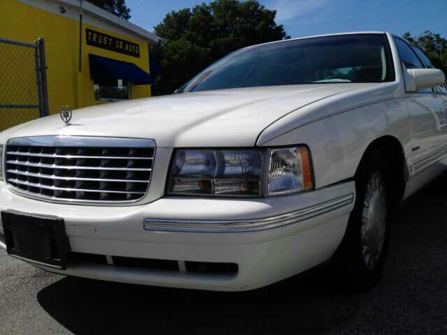 Cadillac Deville 1999 photo 2