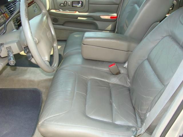 Cadillac Deville 1999 photo 1