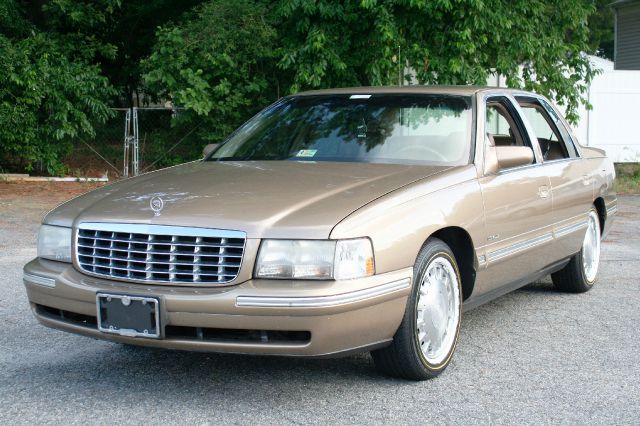 Cadillac Deville 1999 photo 1