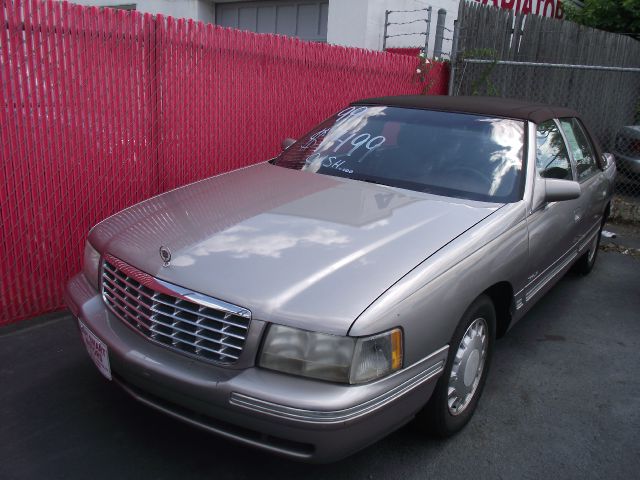 Cadillac Deville 1999 photo 4