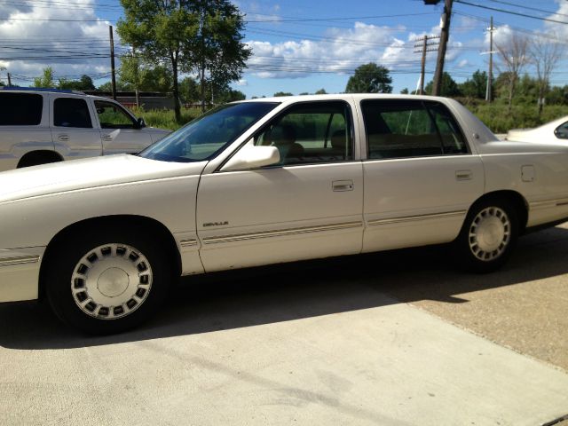 Cadillac Deville 1999 photo 2