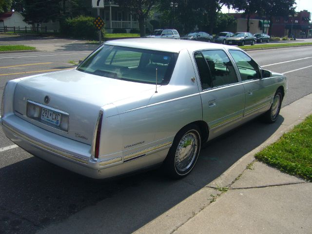 Cadillac Deville 1999 photo 1