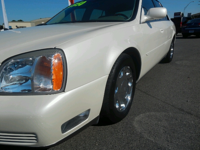 Cadillac Deville 2000 photo 4