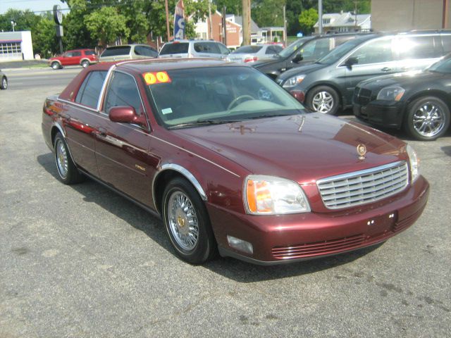 Cadillac Deville 2000 photo 4