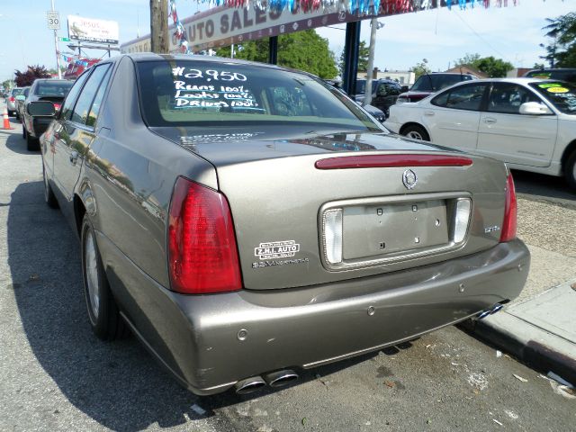 Cadillac Deville 2000 photo 9