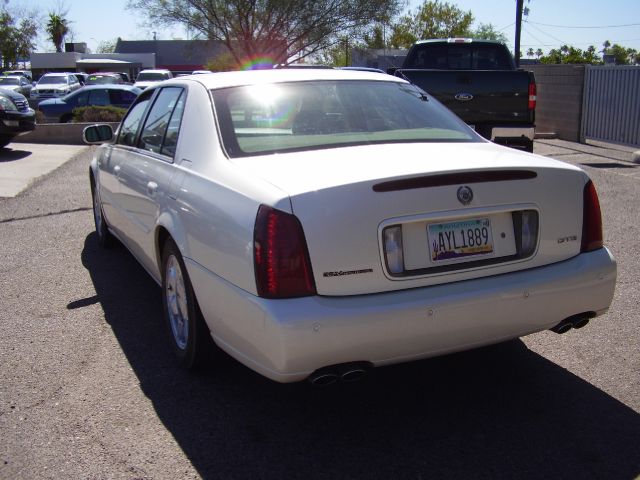 Cadillac Deville 2000 photo 1