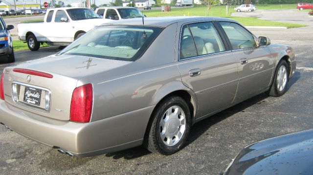 Cadillac Deville 2000 photo 4