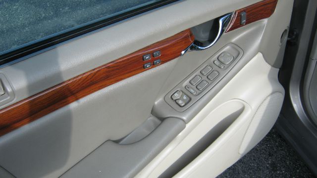 Cadillac Deville 2000 photo 5