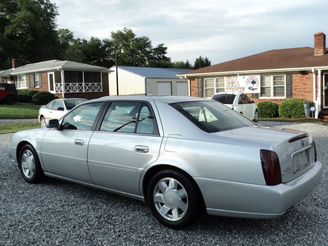 Cadillac Deville 2000 photo 16