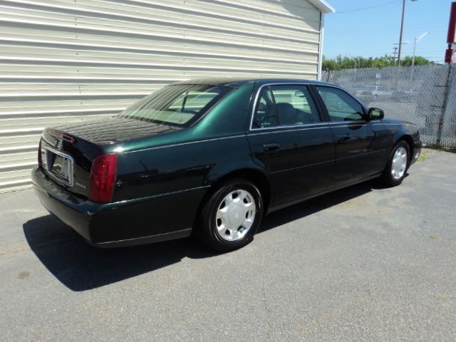 Cadillac Deville 2000 photo 24