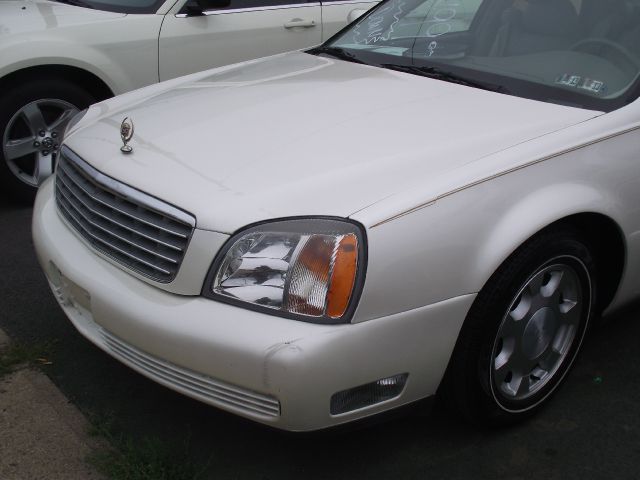 Cadillac Deville Base Sedan