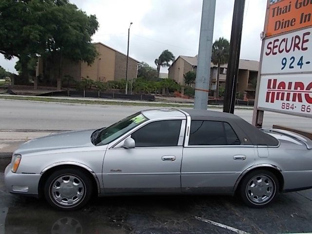 Cadillac Deville 2001 photo 8