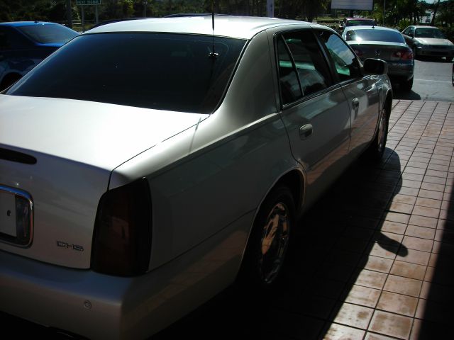 Cadillac Deville 2001 photo 4