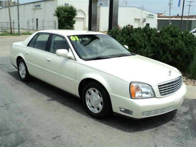 Cadillac Deville Base Sedan