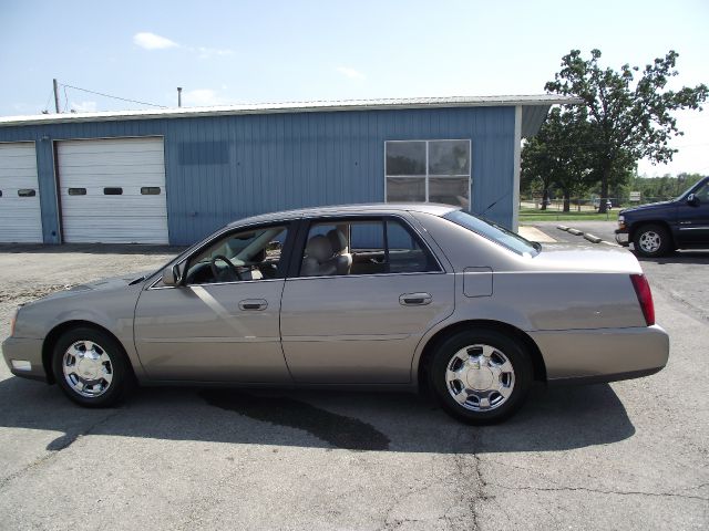 Cadillac Deville 2001 photo 2