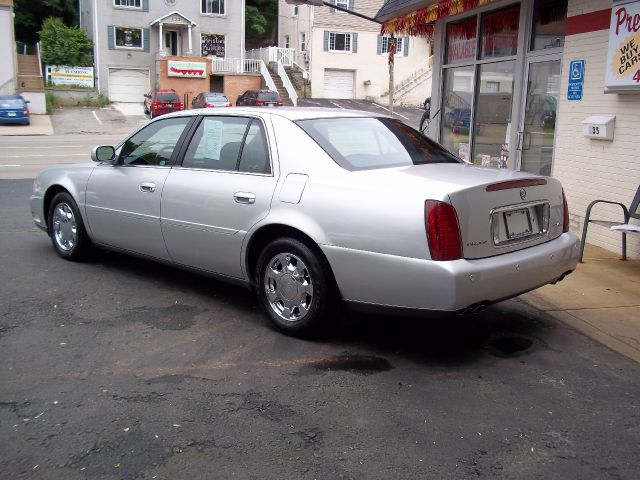 Cadillac Deville 2001 photo 1