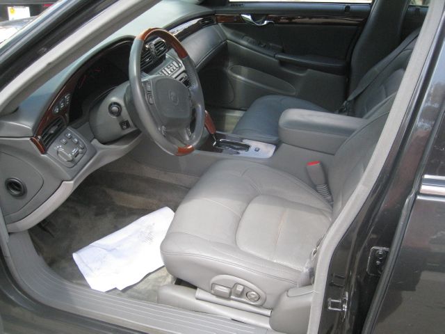 Cadillac Deville 2001 photo 1