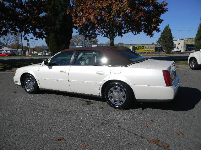 Cadillac Deville 2001 photo 4