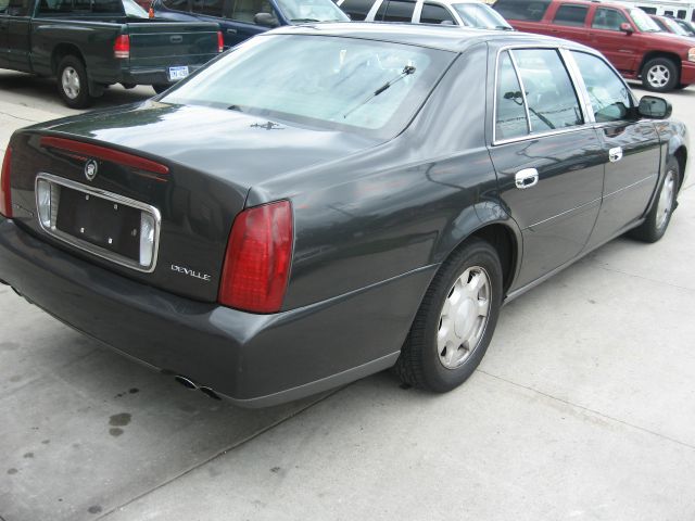 Cadillac Deville 2001 photo 2