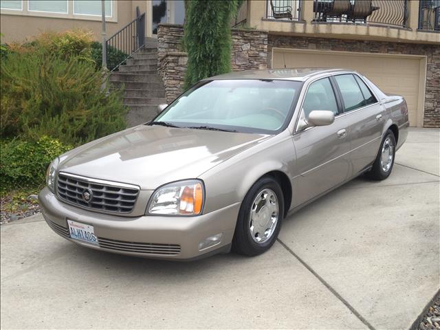 Cadillac Deville 2001 photo 3