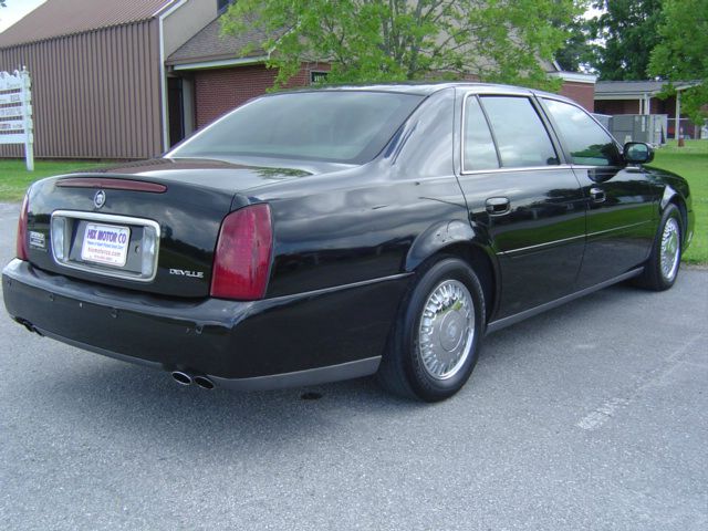 Cadillac Deville 2001 photo 16