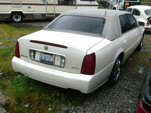 Cadillac Deville 2001 photo 5