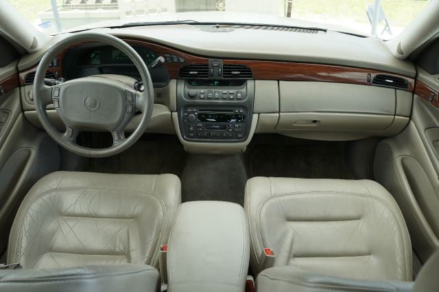 Cadillac Deville 2001 photo 21