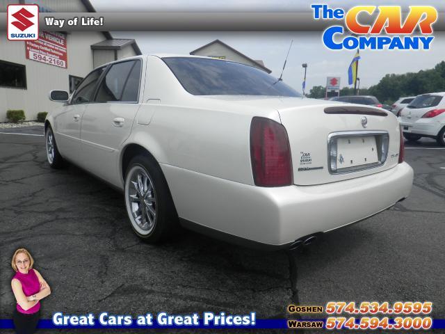 Cadillac Deville 2001 photo 1