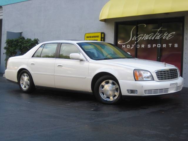 Cadillac Deville Base Sedan